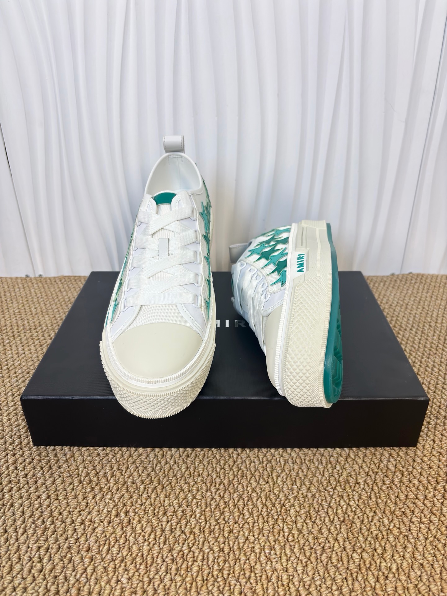 AMIRI STARS Sneakers - CCSHOES