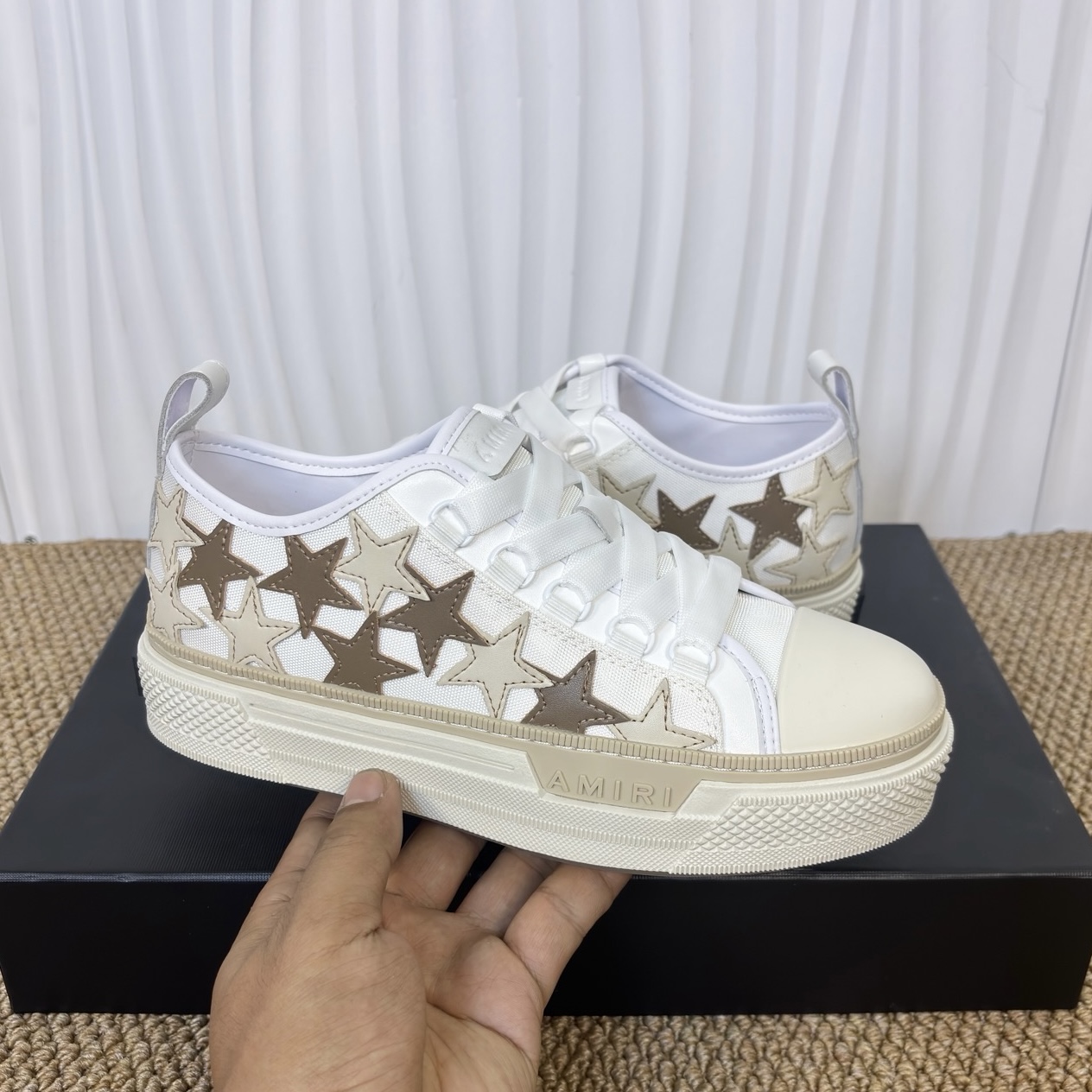 AMIRI STARS Sneakers - CCSHOES