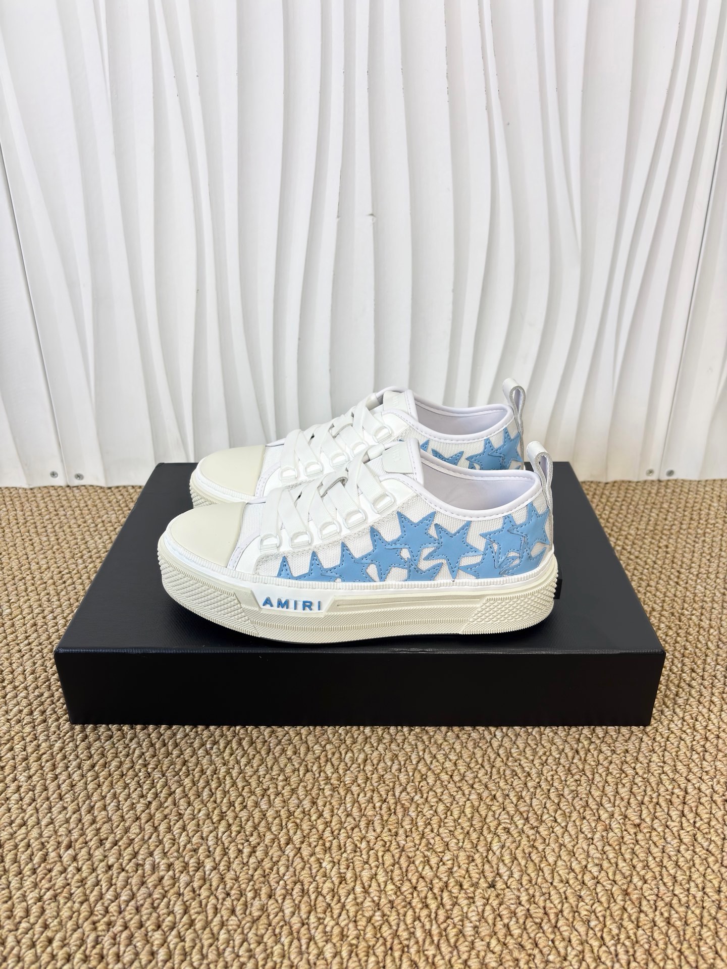 AMIRI STARS Sneakers - CCSHOES