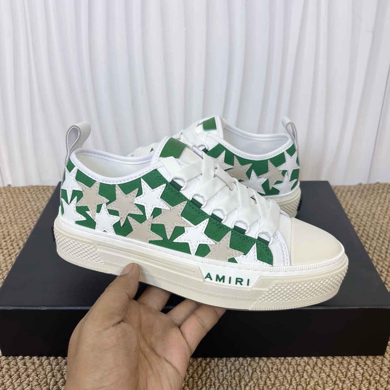 AMIRI STARS Sneakers - CCSHOES