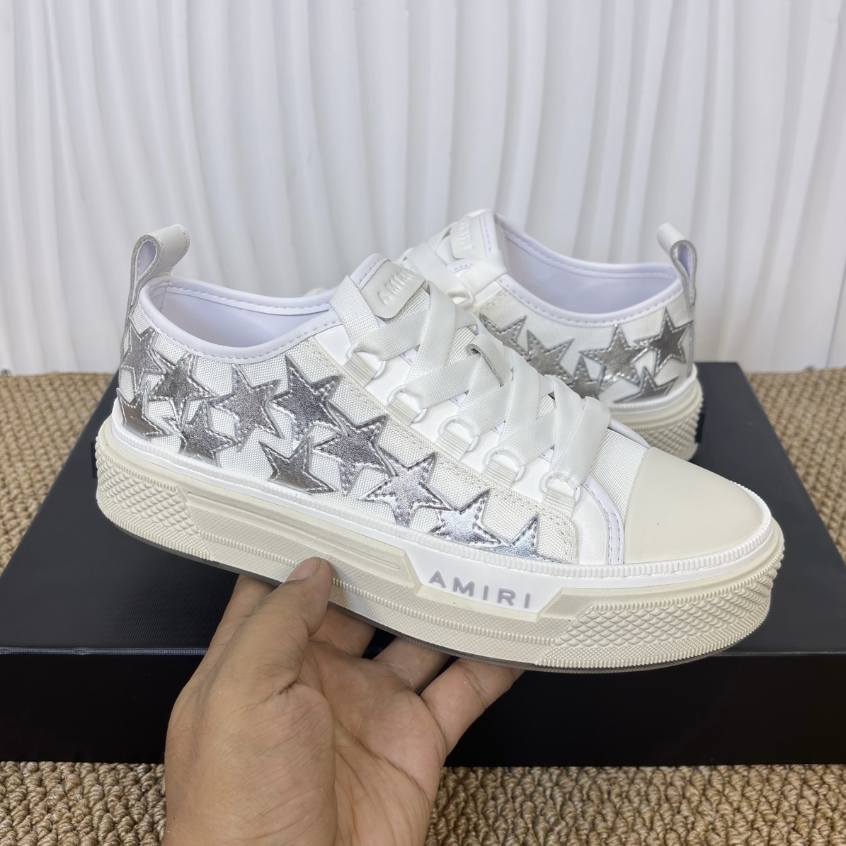AMIRI STARS Sneakers - CCSHOES