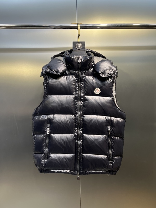 Moncler Jacket - CCSHOES