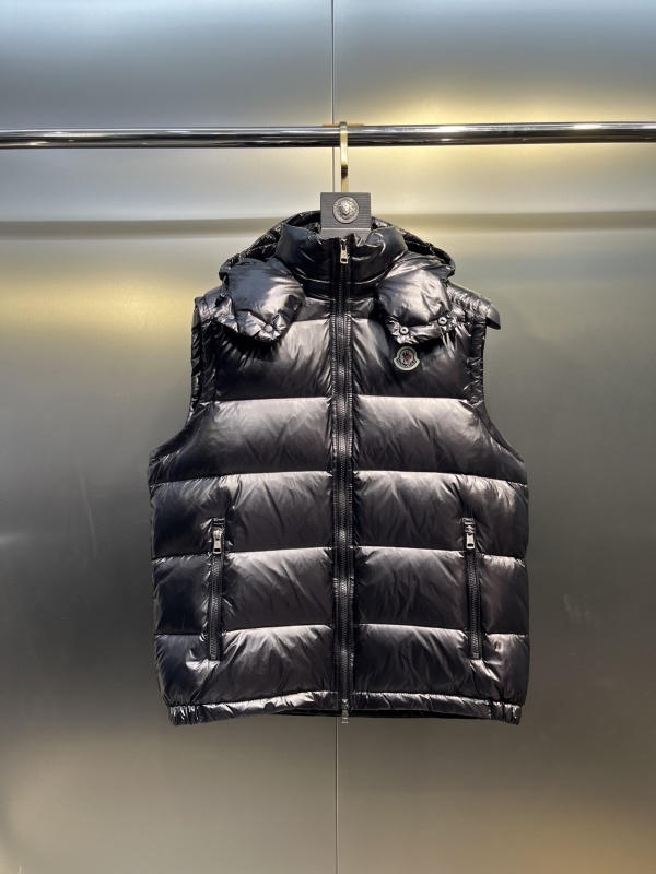 Moncler Jacket - CCSHOES