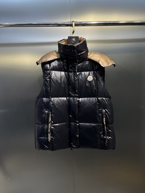 Moncler Jacket - CCSHOES