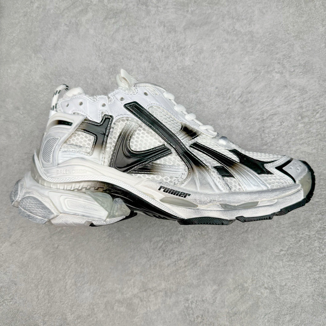 BALENCIAGA Runner Sneaker - CCSHOES