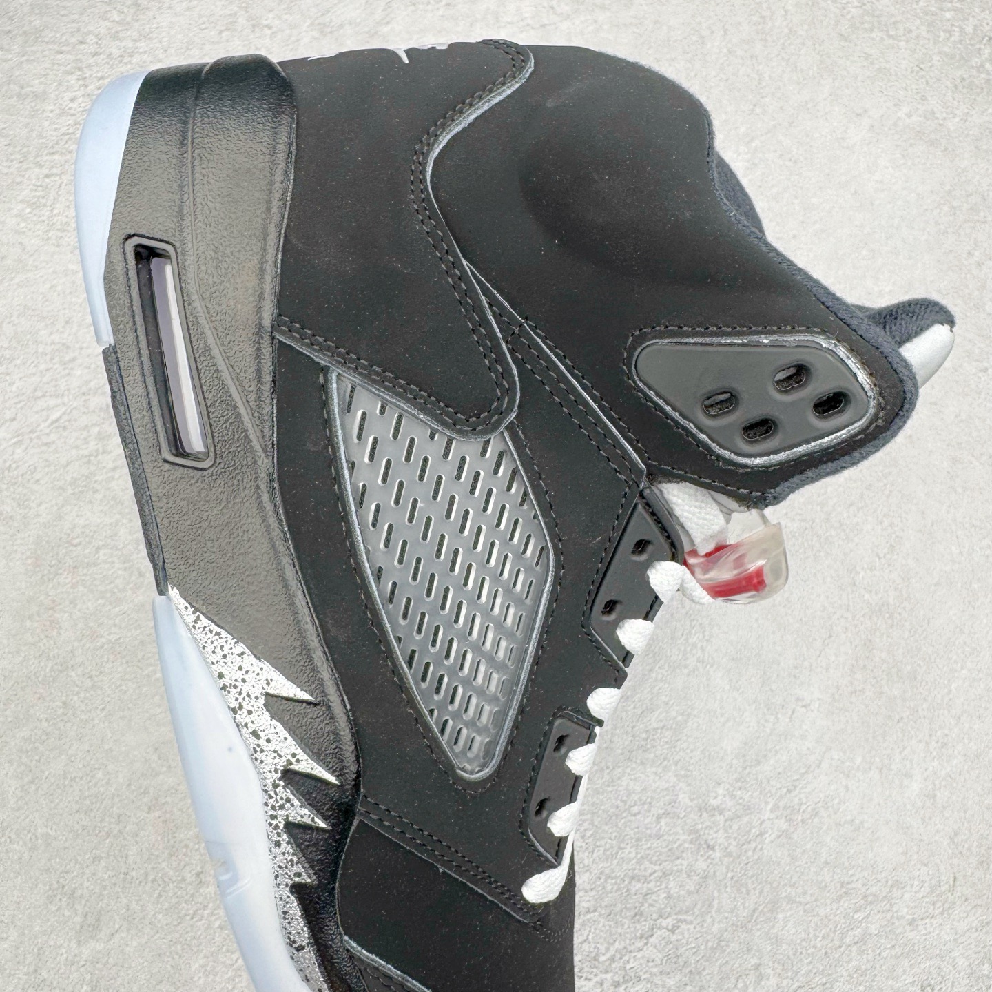 AIR JORDAN 5 BLACK METALLIC (2025) 845035-003 - CCSHOES