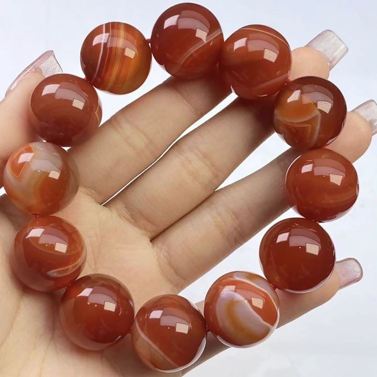 Red silk agate