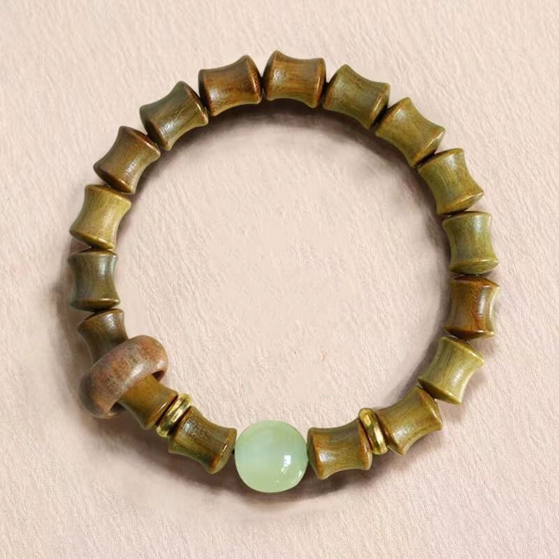 Putuoshan Exquisite Green Sandalwood Strings