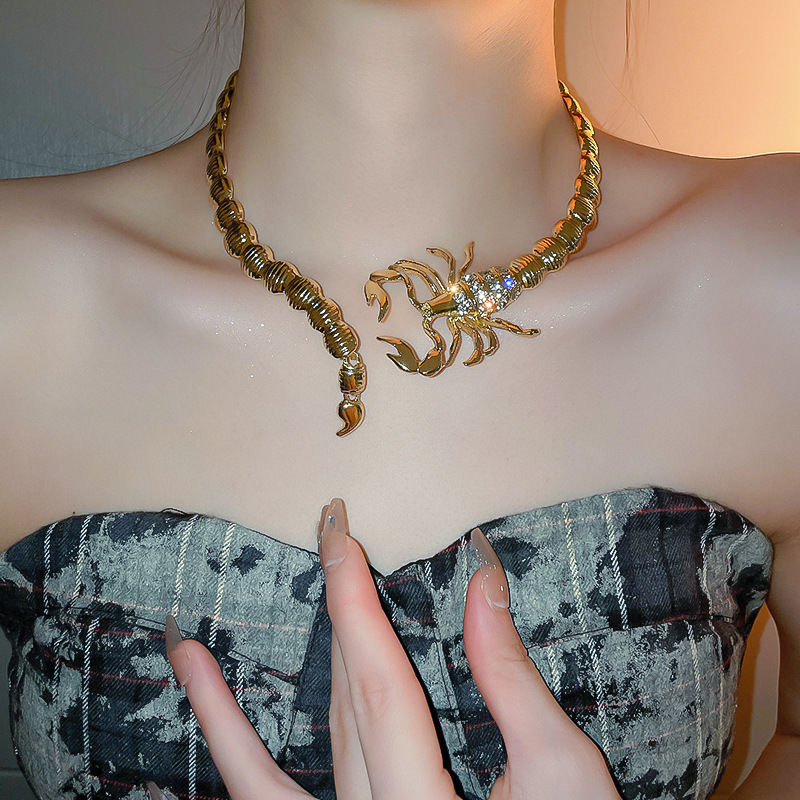 Scorpion Design Collarbone Chain