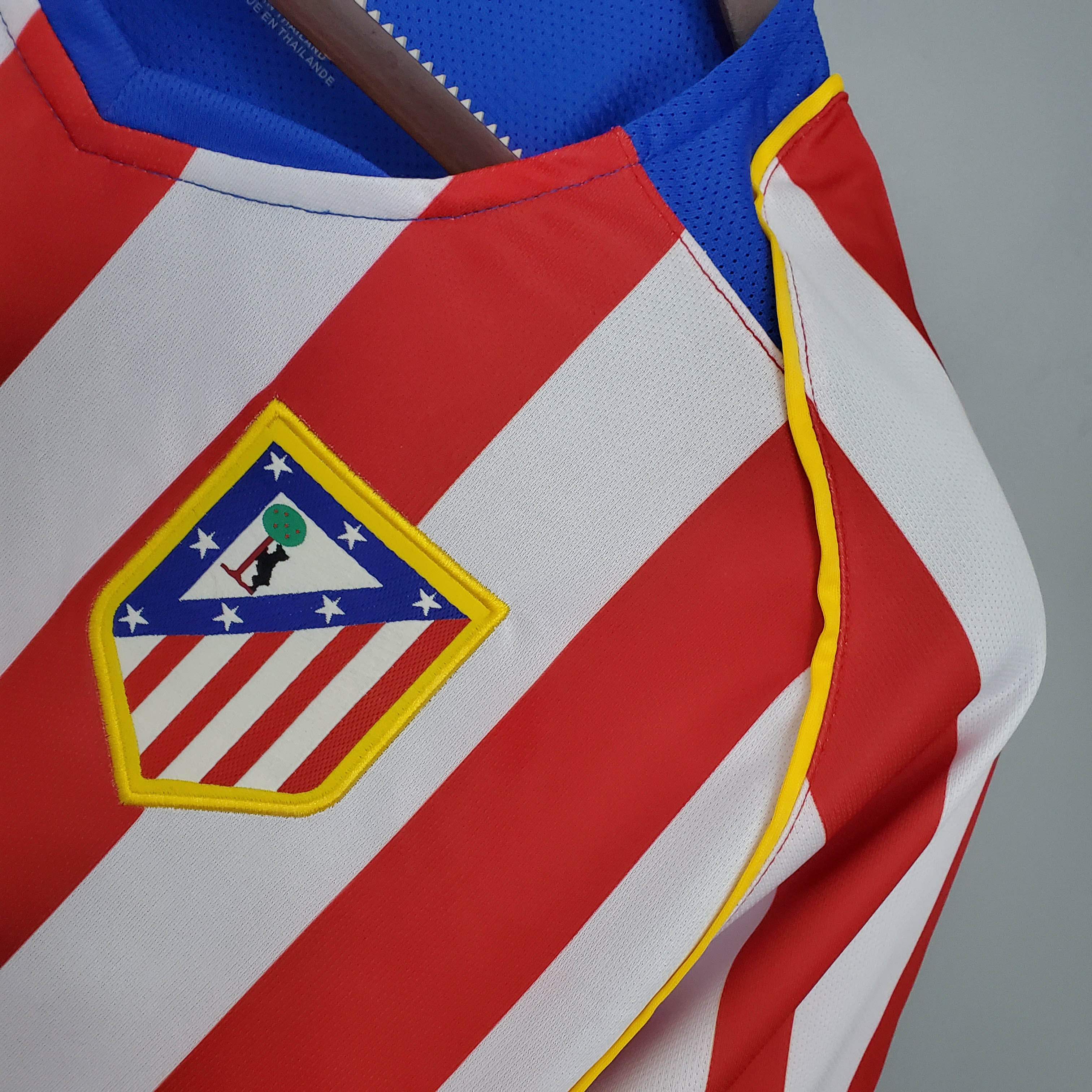 2004/2005 Retro Atletico Madrid Home Soccer Jersey 1:1 Thai Quality - tingfengxie