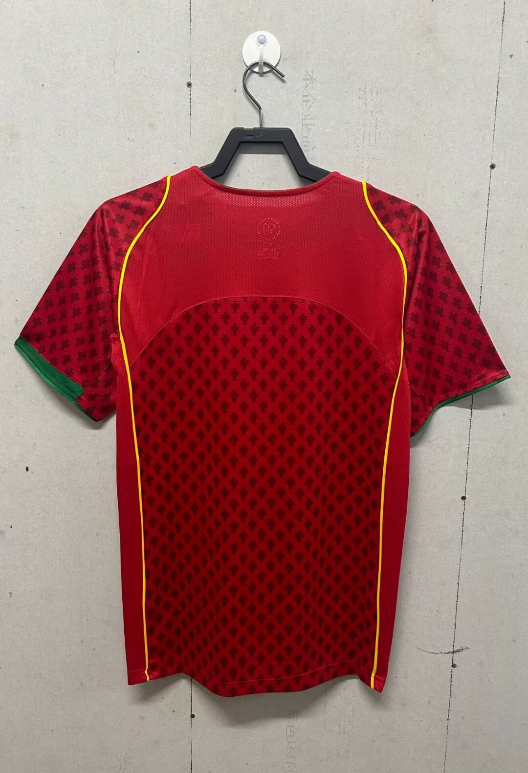 2004 Retro Portugal Home Football Shirt 1:1 Thai Quality - tingfengxie