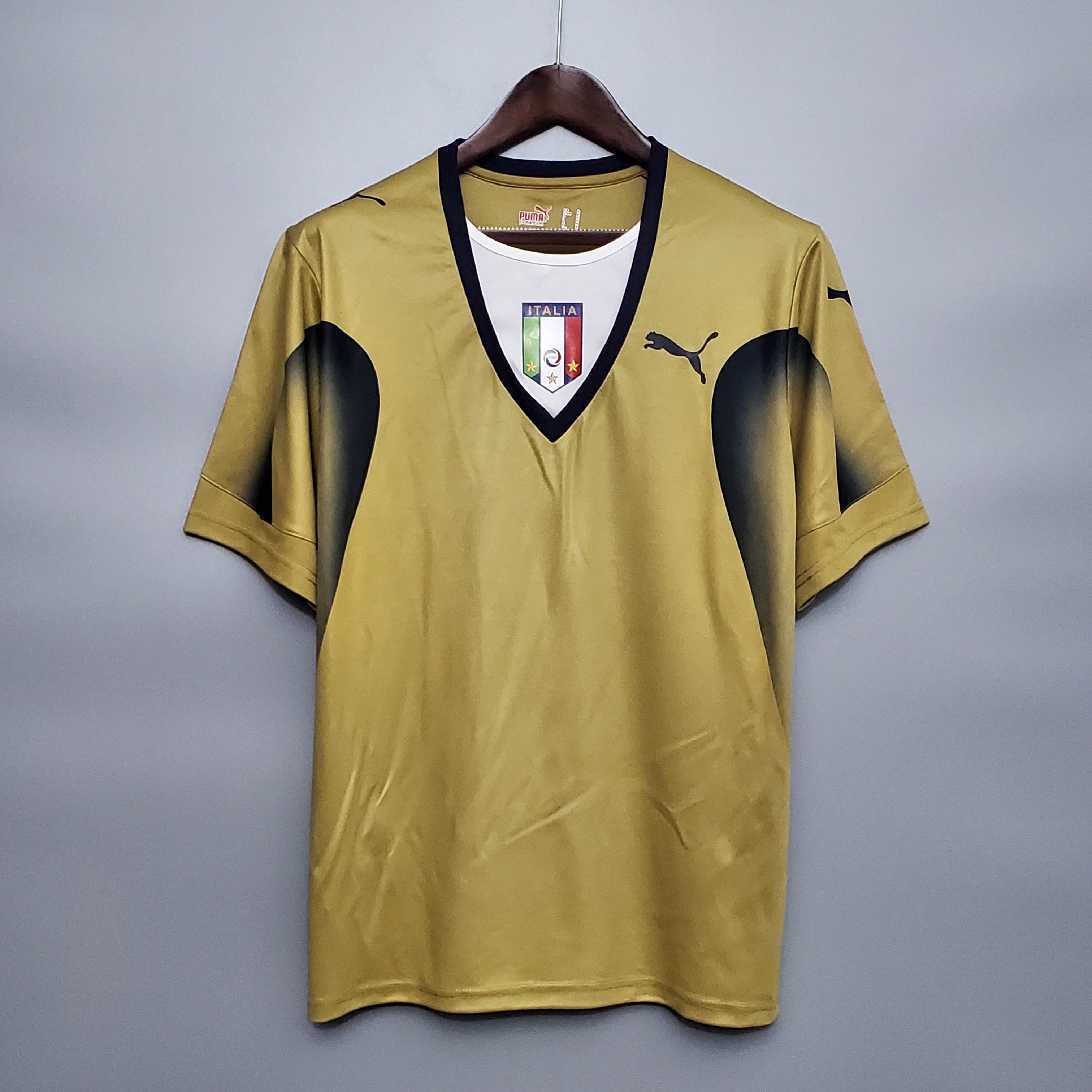 2006 Retro Italy Goalkeeper Gold Soccer Shirt - tingfengxie