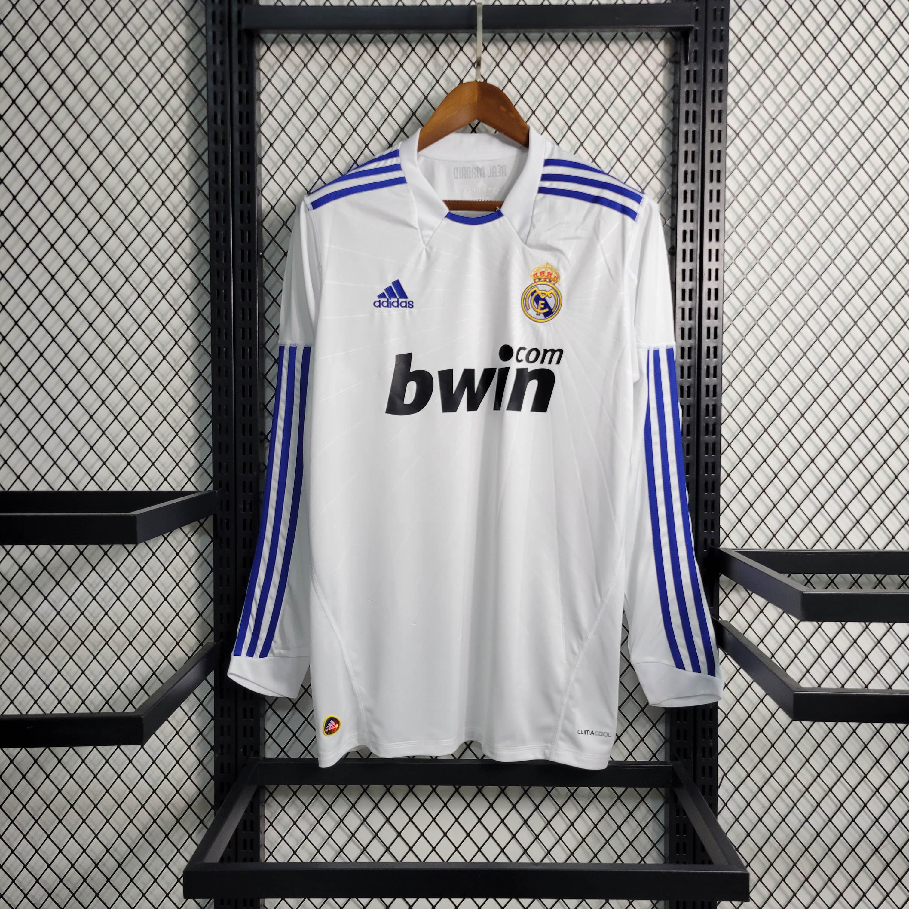 2010/2011 Retro Long Sleeve Real Madrid Home Soccer Jersey 1:1 Thai Quality - tingfengxie