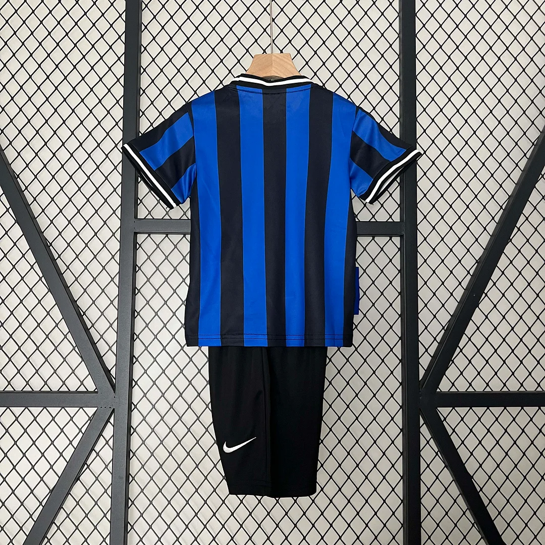 2009/2010 Retro Internazionale Milan Home Football Jersey1:1 Quality Thai Kids Size - tingfengxie