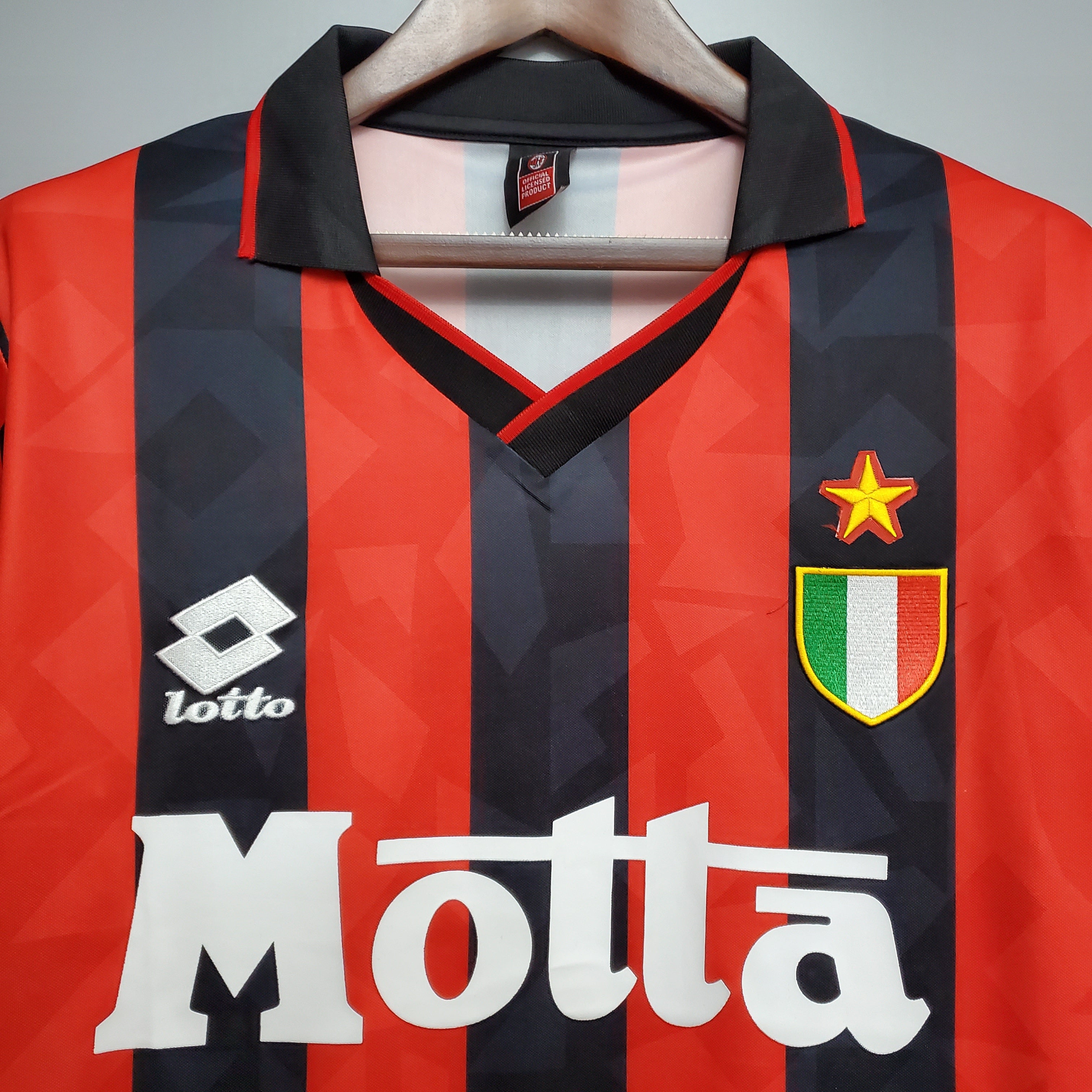 AC Milan 93-94 | Home | Retro - tingfengxie