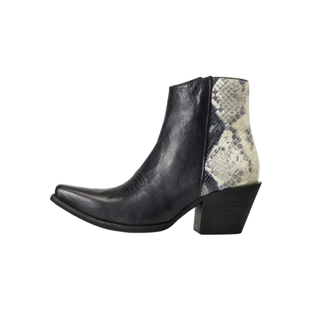 Arithtat Women's Carmelita Black Western Boot