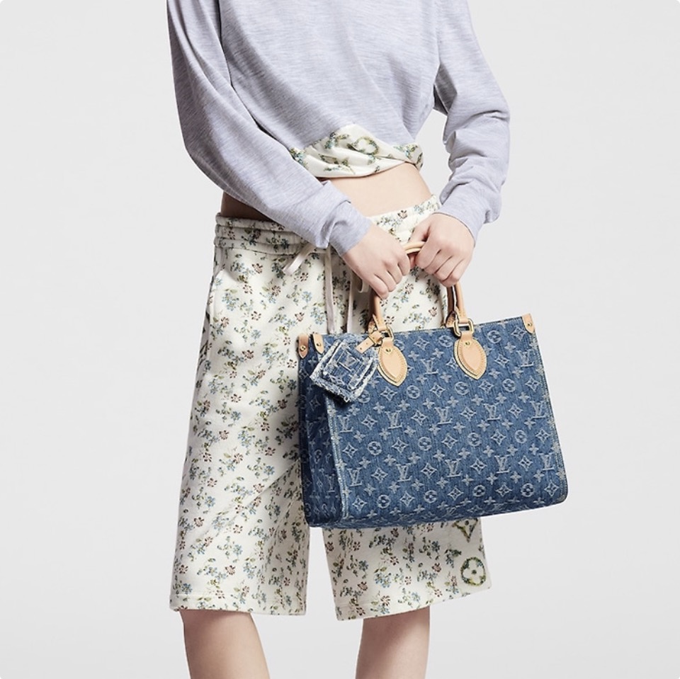 LV ONTHEGO Denim Bag M46871