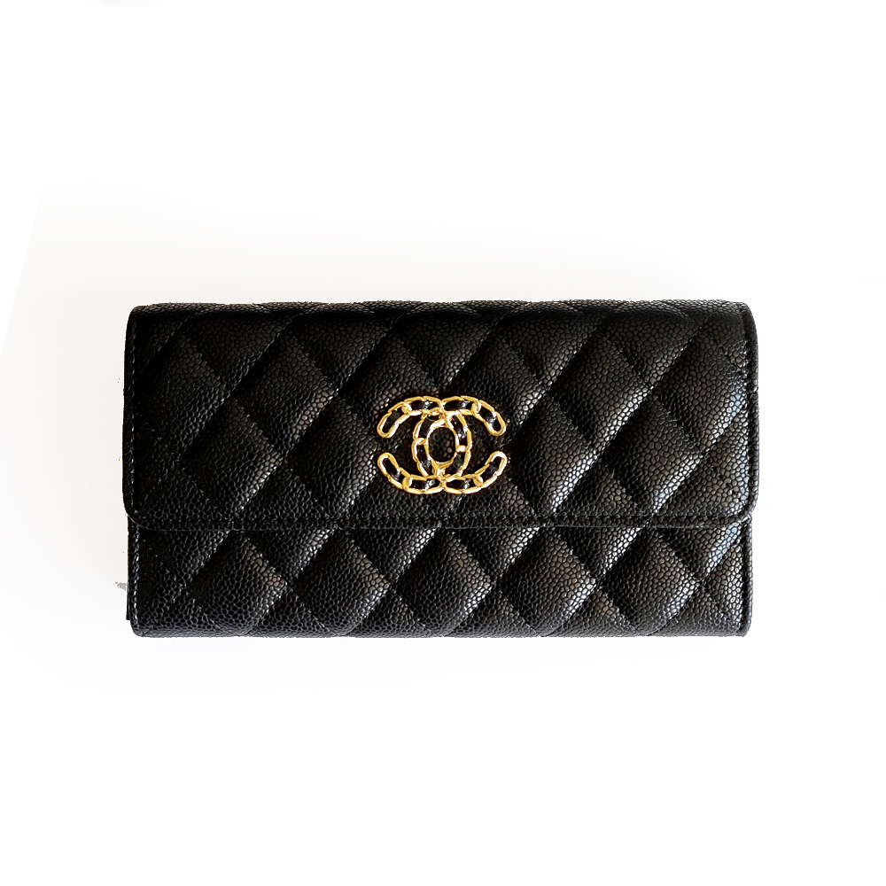 Chanel Hollow logo buckle wallet