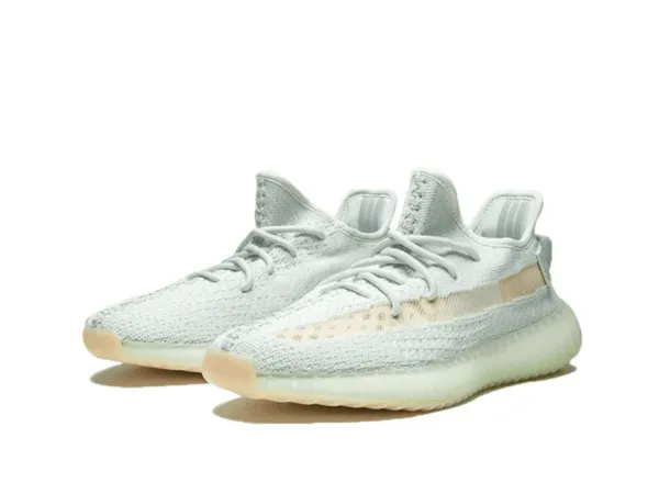 Yeezy350 Boost V2 “Hyperspace”