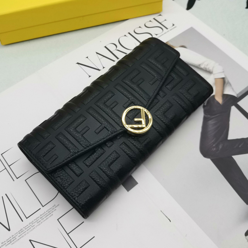 FENDI Leather Logo Wallet