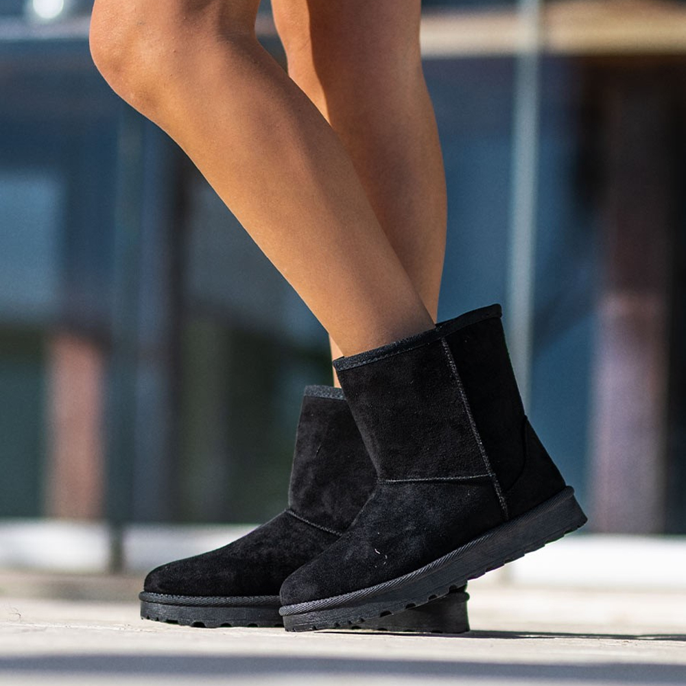 UGG Fall/Winter Classic Short Boots