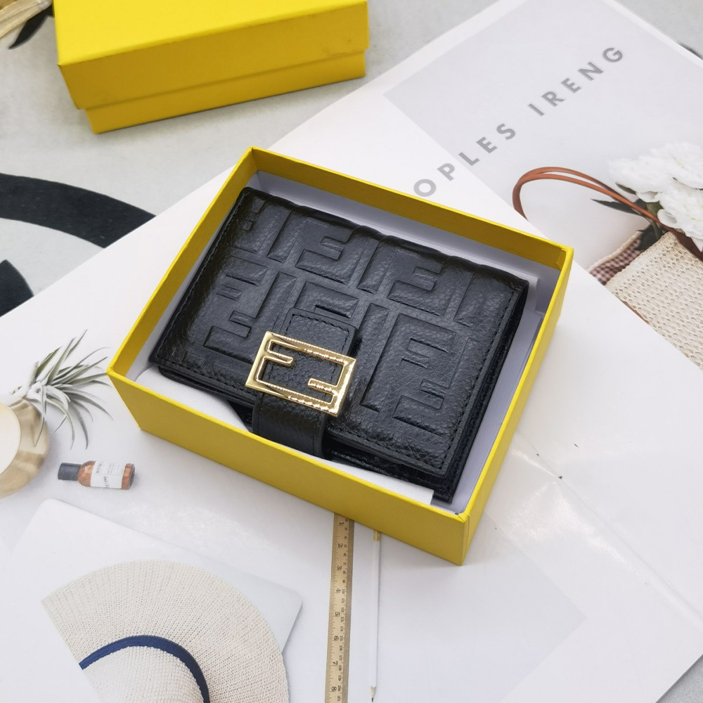 FENDI Embossed Wallte