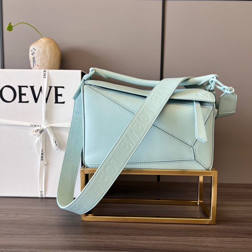 Loewe Small Puzzle Light Blue