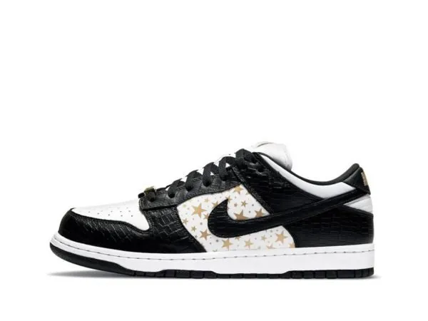 Superme x Dunk SB Low “Black Stars”