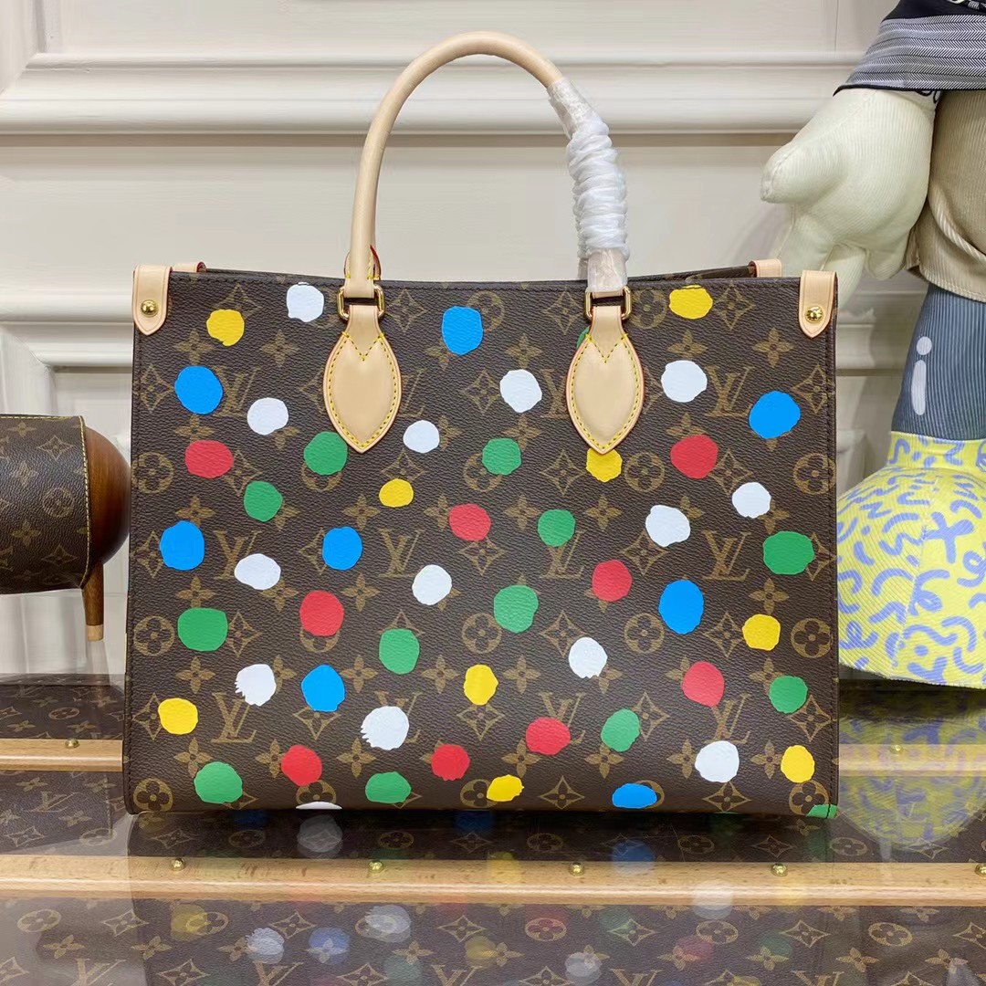 LV YK Onthego MM Bag