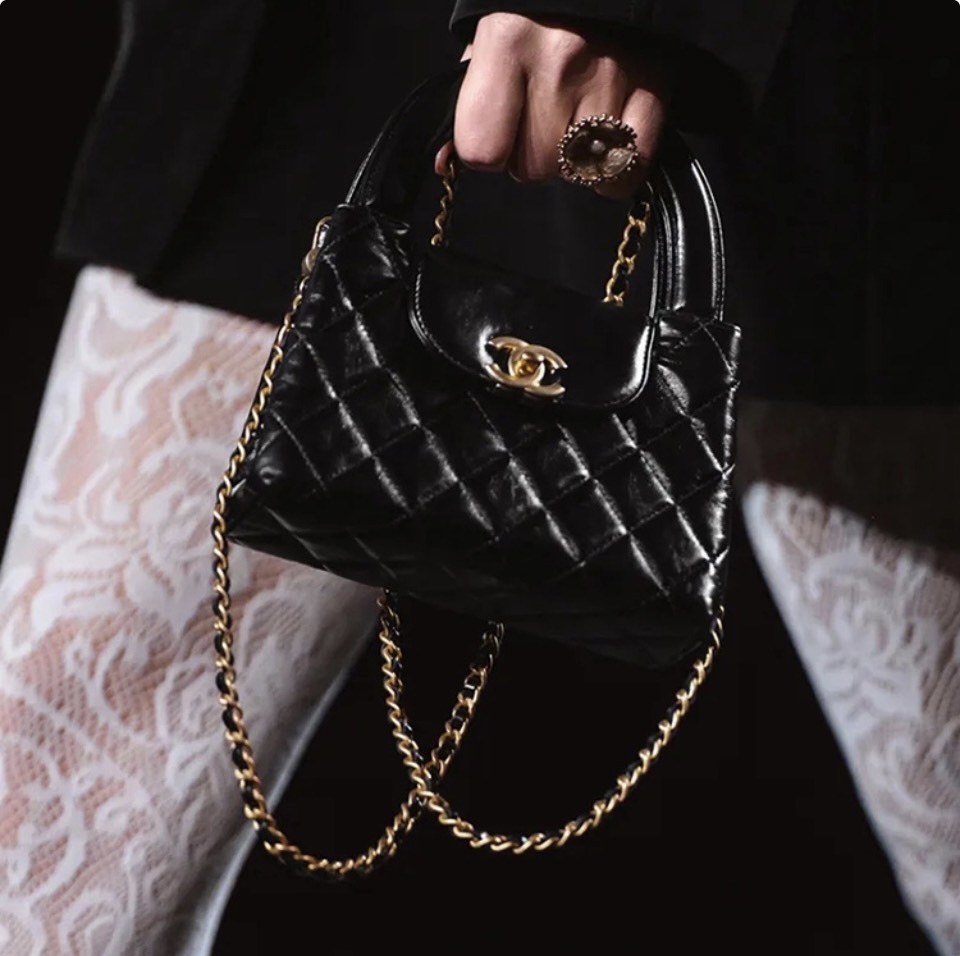 Chanel 23K Kelly Chain Handle  Handbag