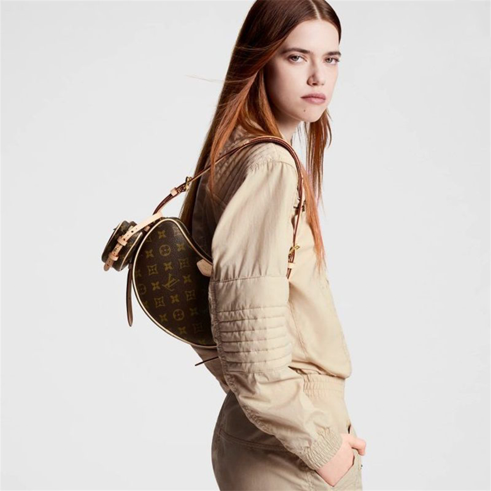 LV CROISSANT  Handbag