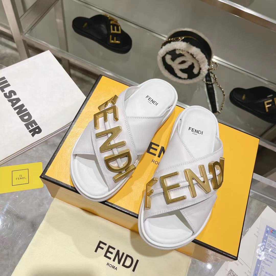 FENDI Vitello Fendigraphy Slide Sandals