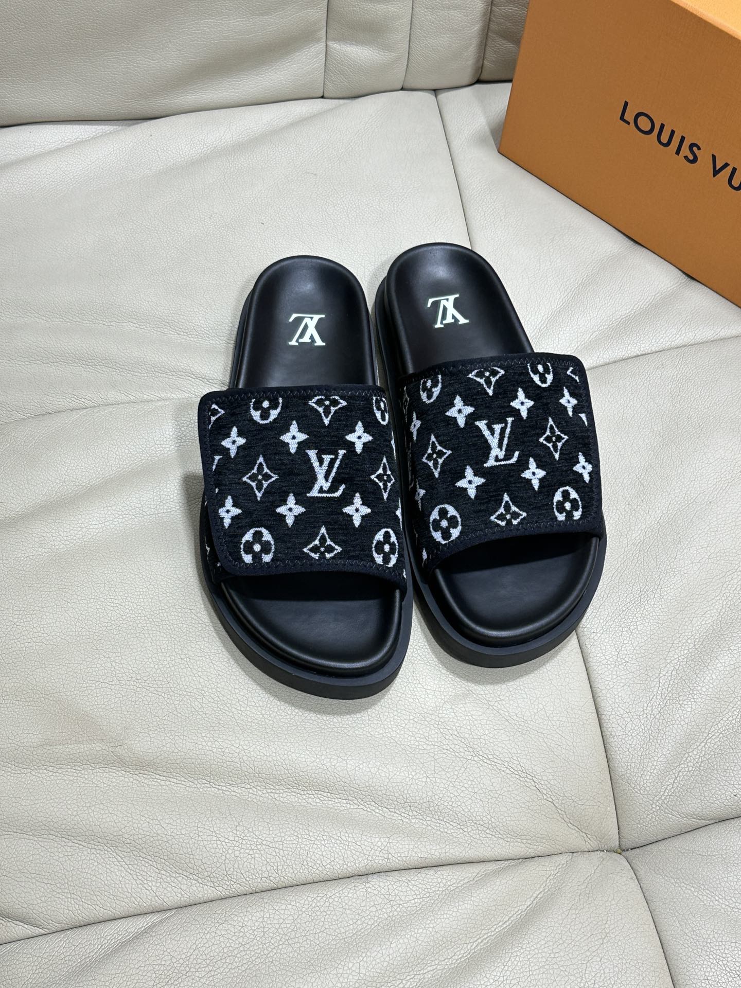 LV Cloth sandals