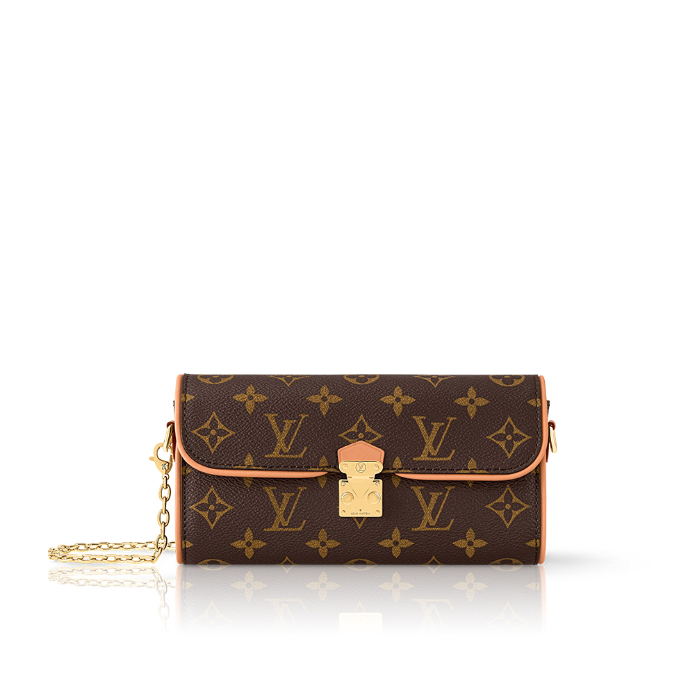 LV  Pochette Camille