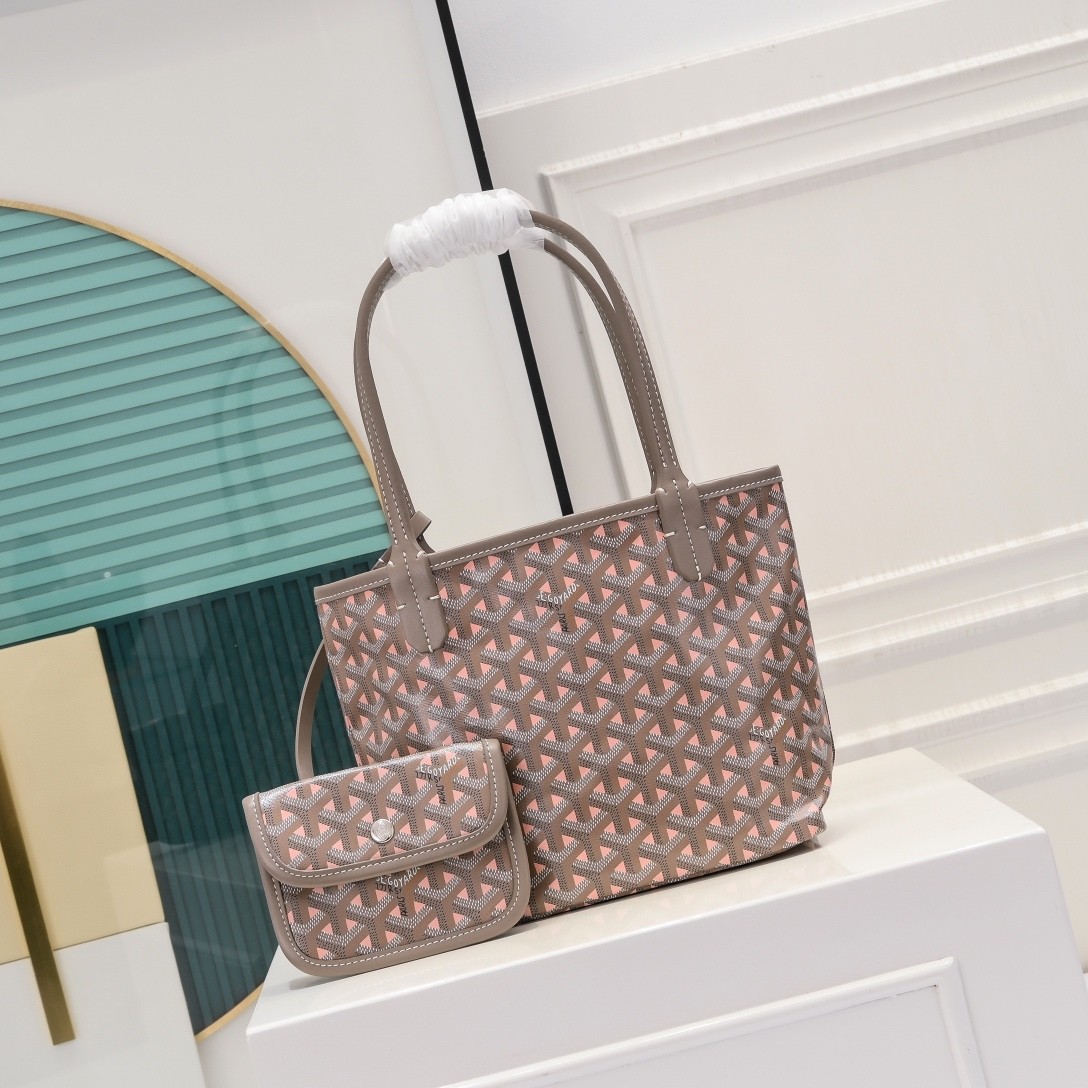 Goyard Saint Louis Mini Bag