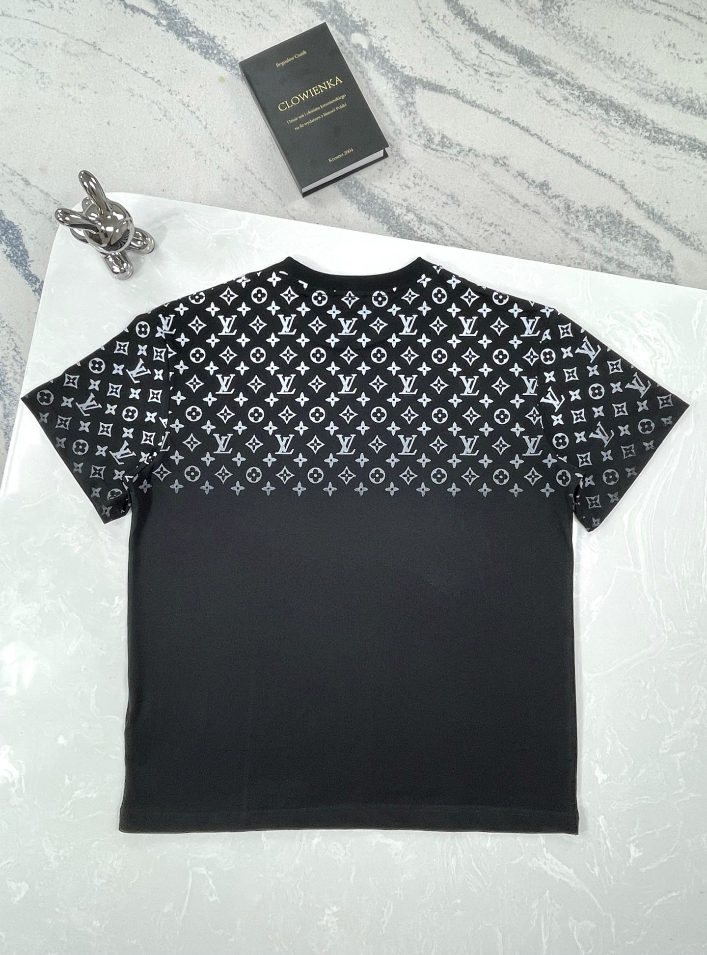 LV T Shirt Clothing