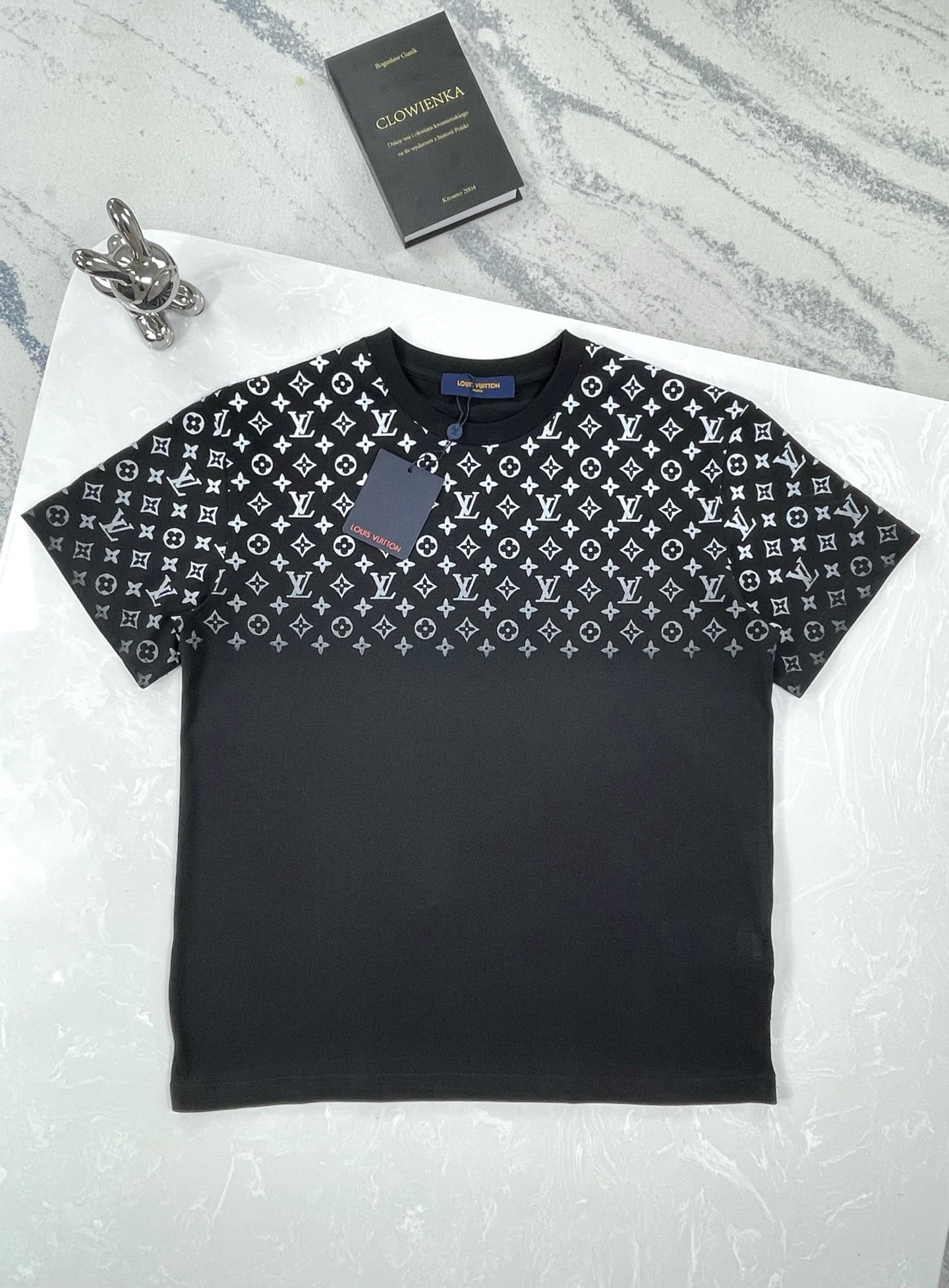 LV T Shirt Clothing
