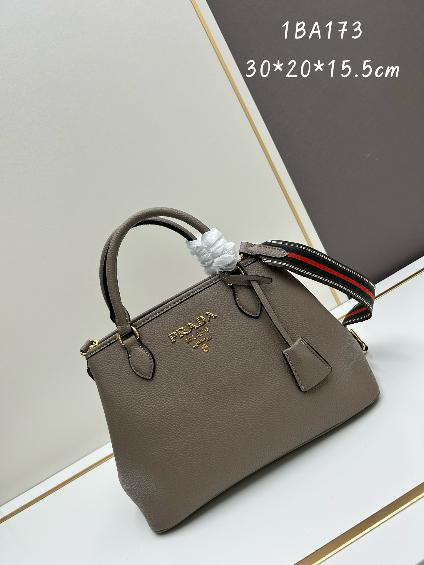 Prada Sacca 2 Manici Convertible Daino Tote |