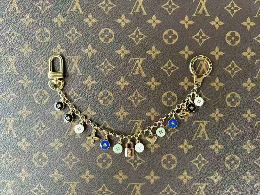 LV Bagchain Keychain