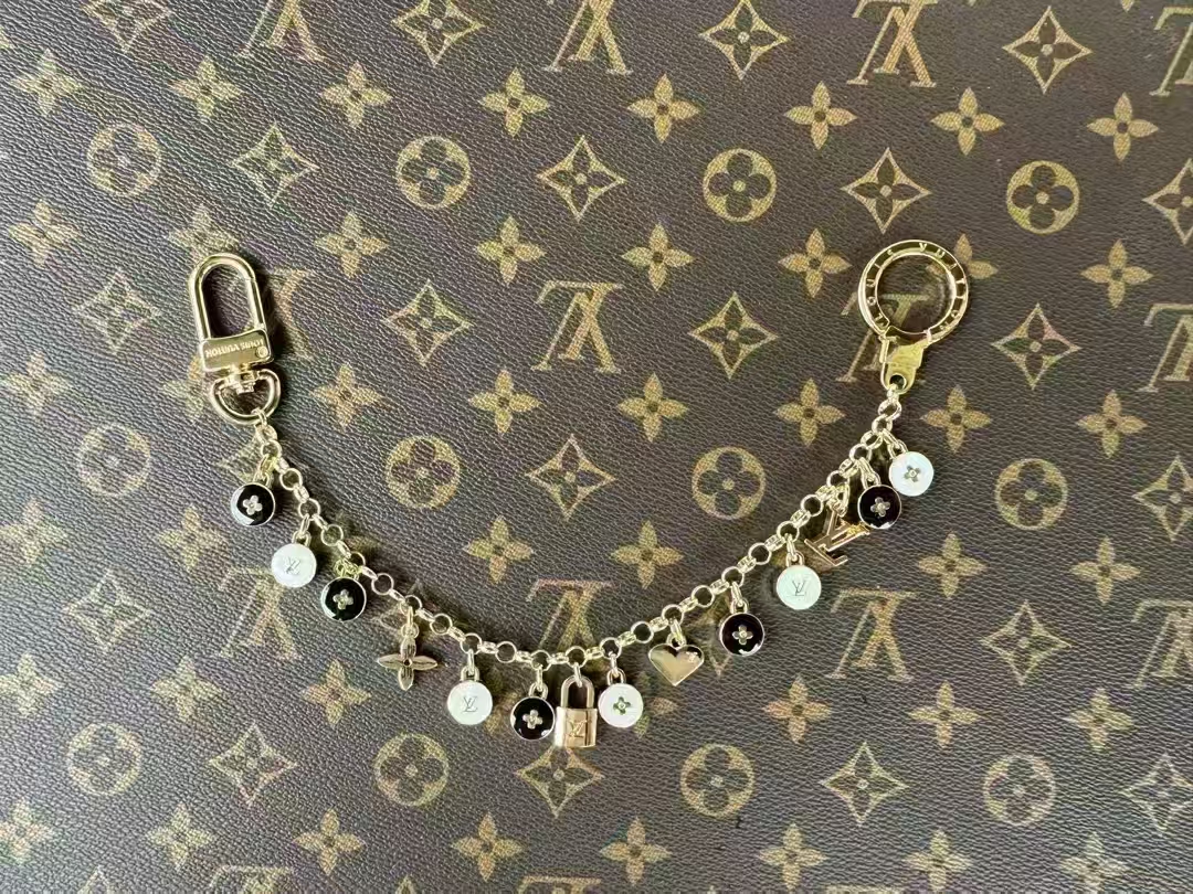 LV Bagchain Keychain