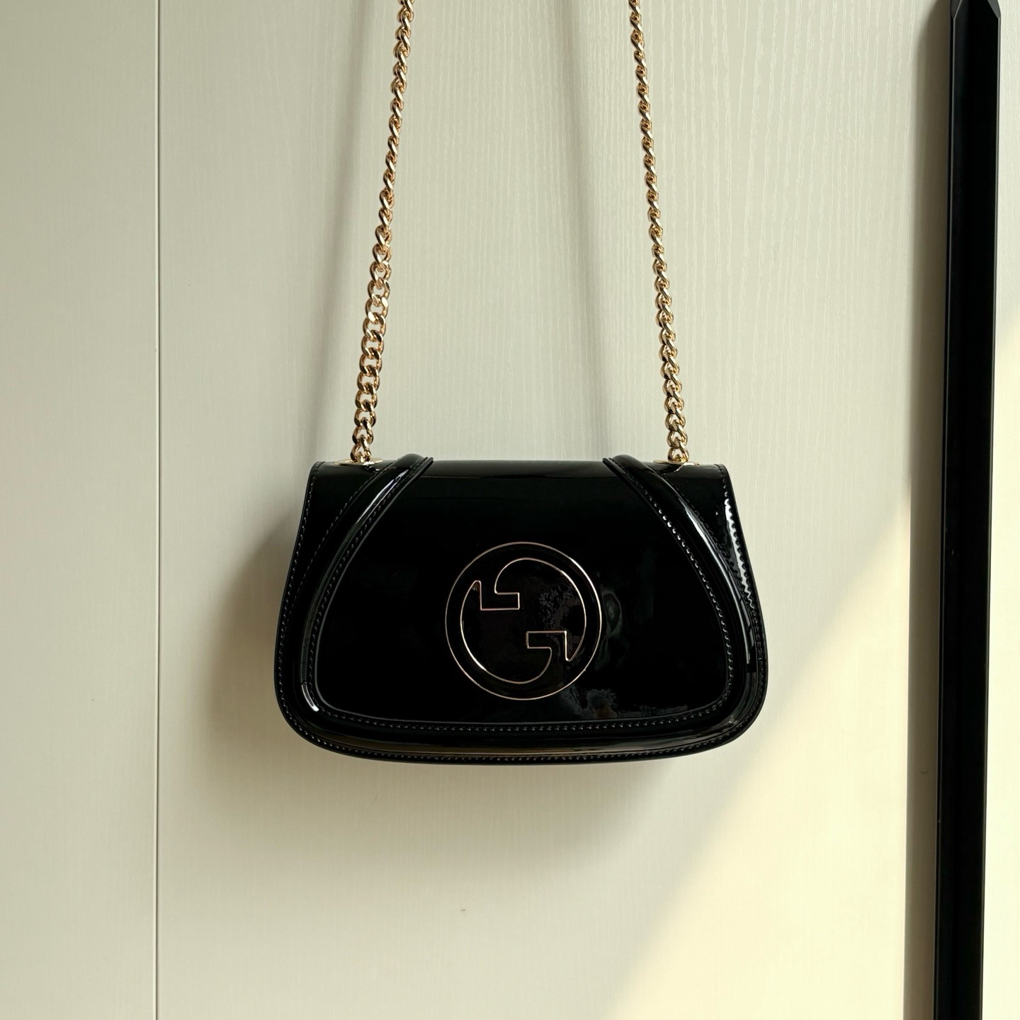 Gucci Blondie Medium Shoulder Bag