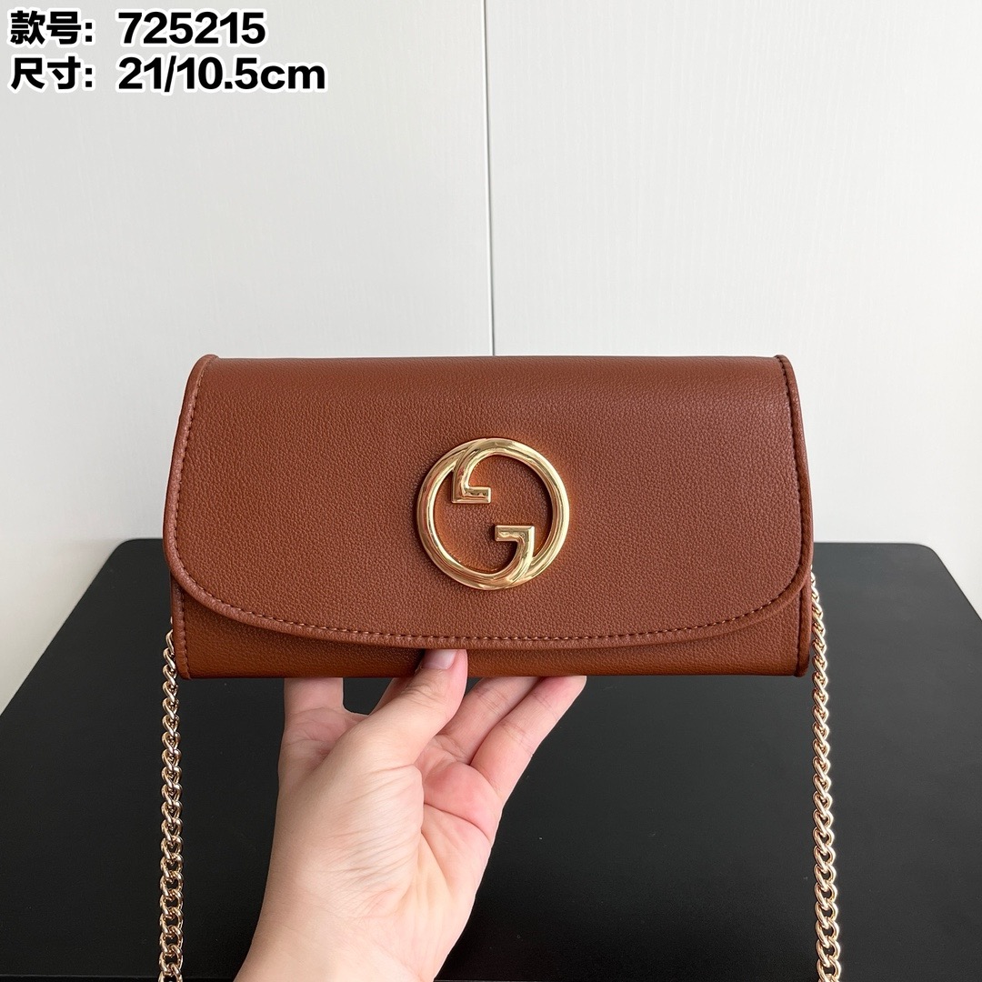 Gucci Blondie chain wallet