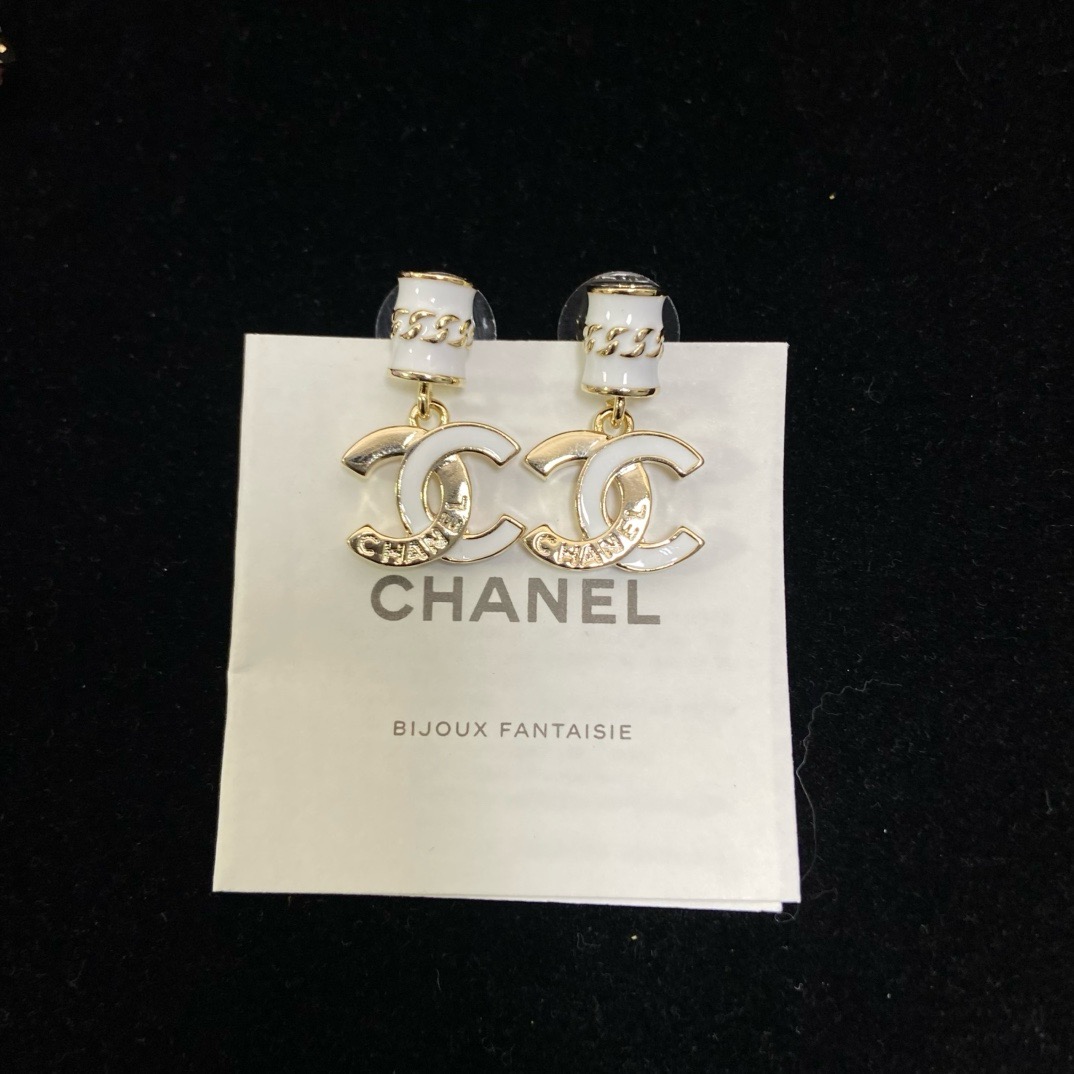 Chanel double C enamel letter earrings