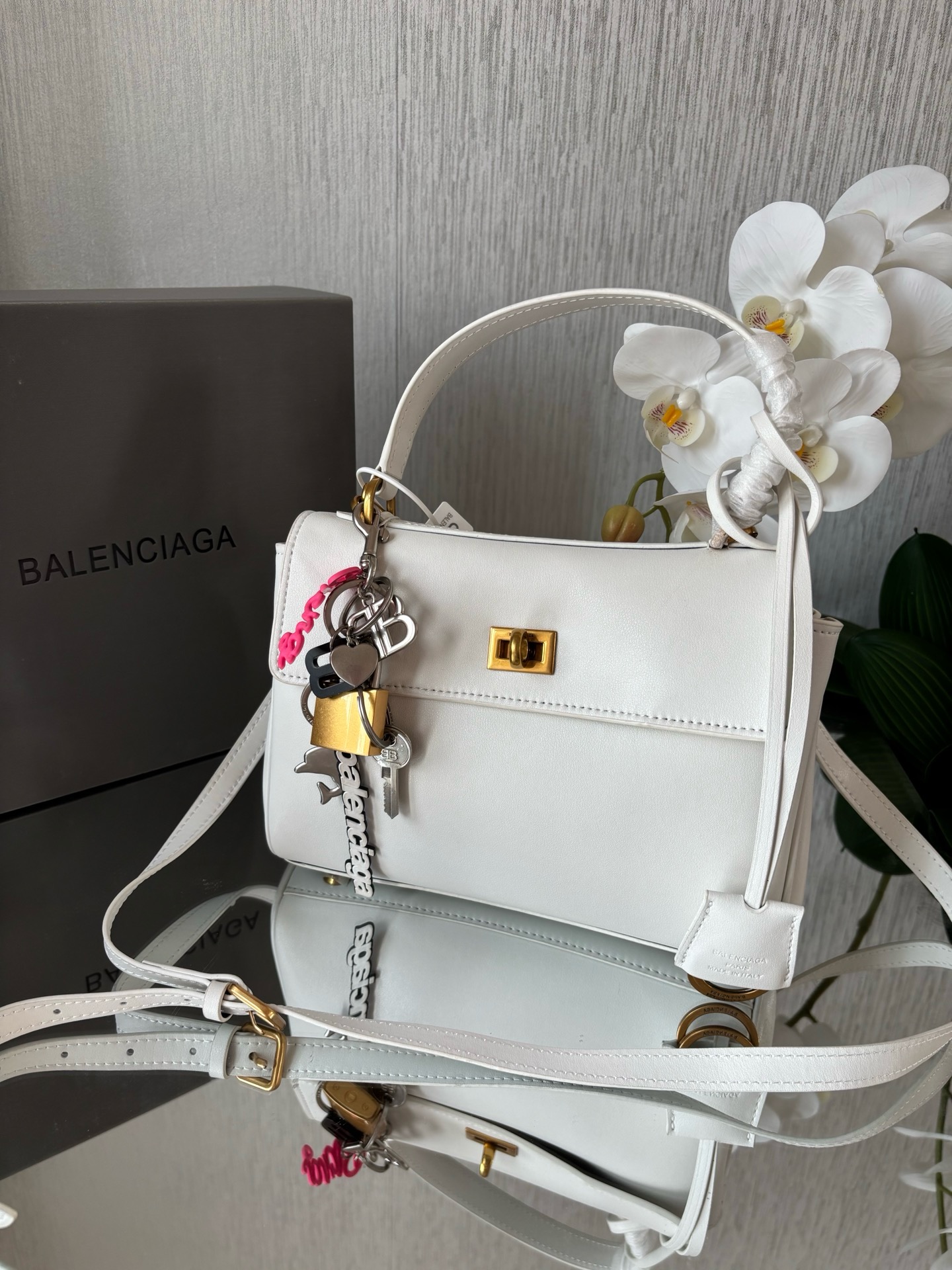 Balenciaga RODEO Large Silhouette Bag