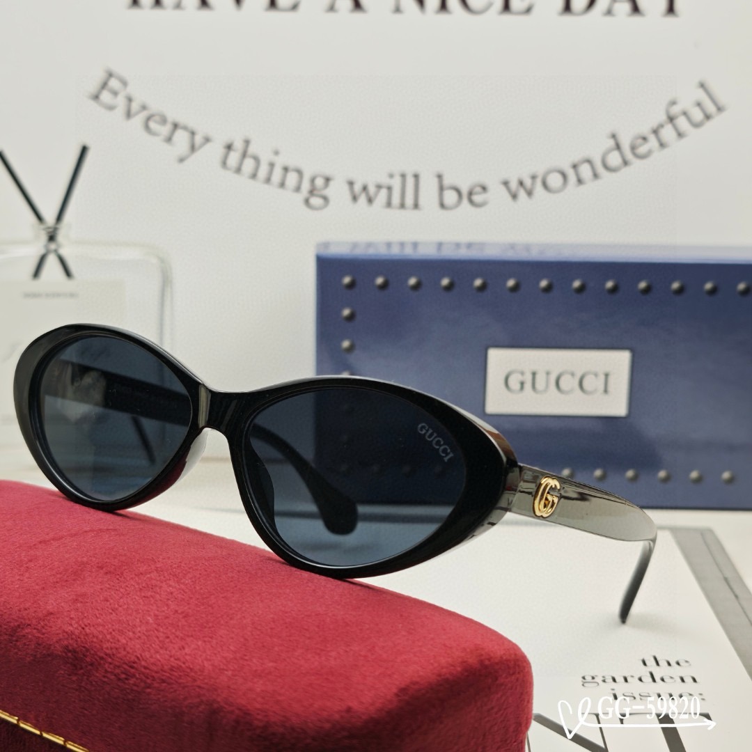 Gucci Polycarbonate Resin HD Sunglasses