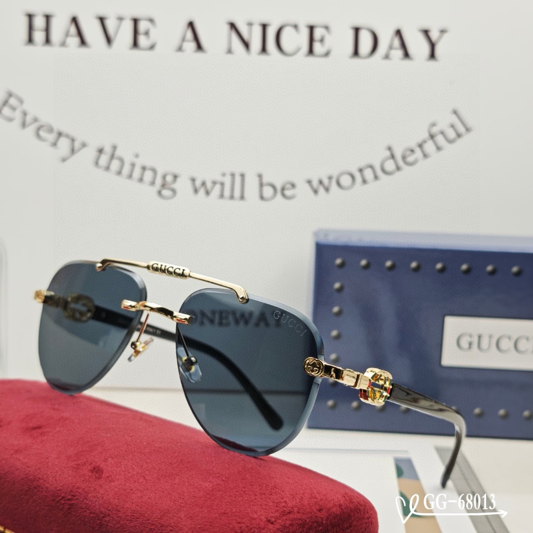 Gucci Polycarbonate Sunglasses