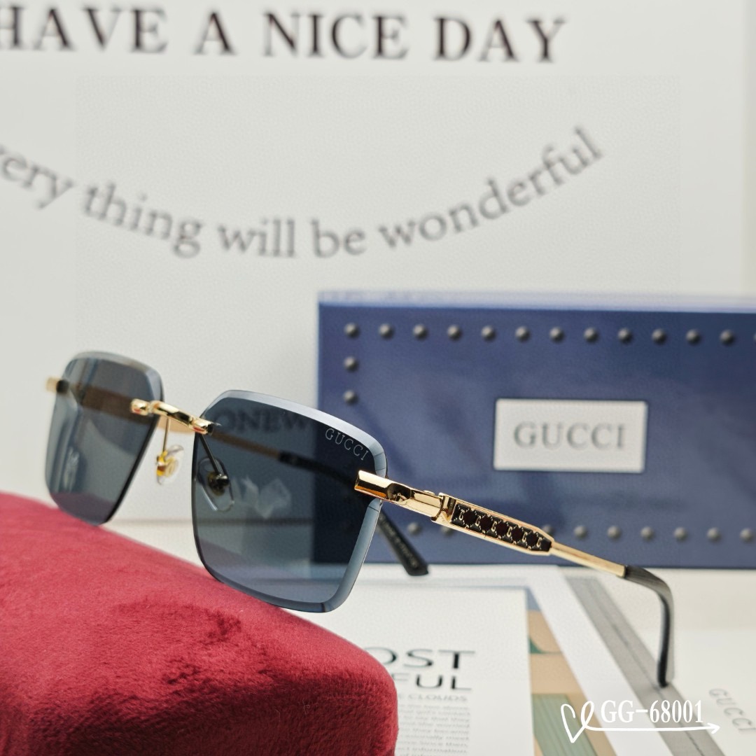 Gucci Polycarbonate Sunglasses