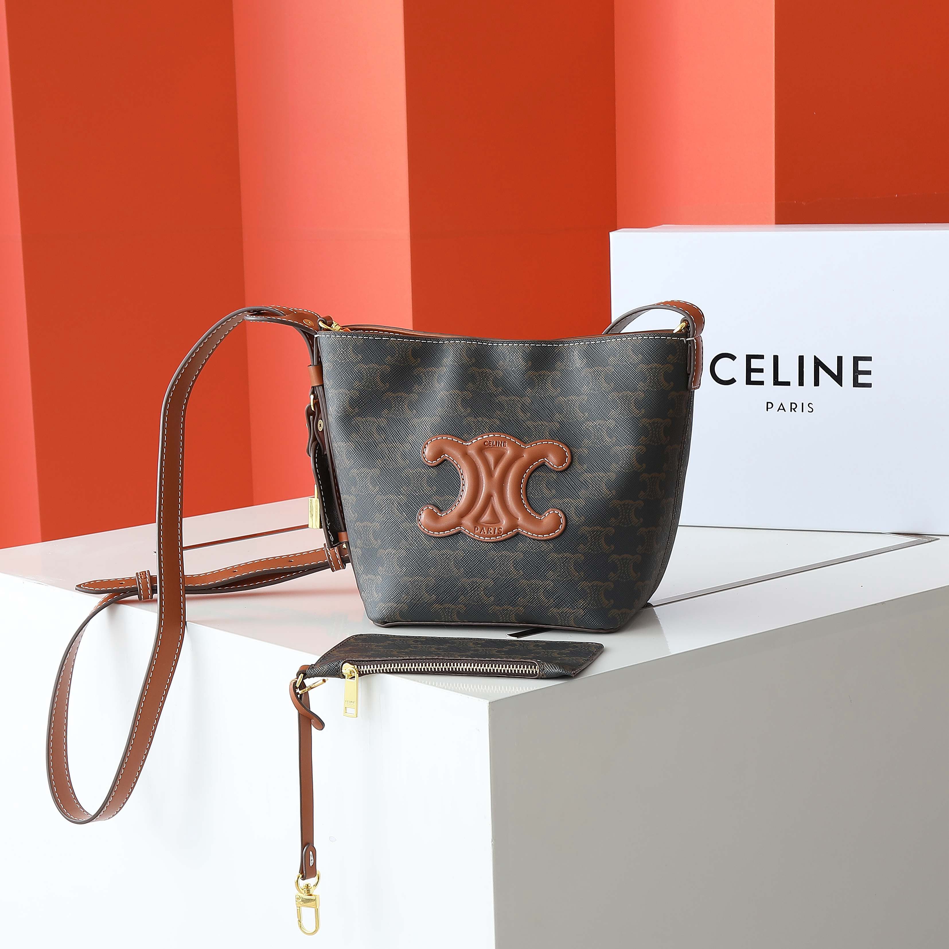 Celine CUIR Bucket Bag