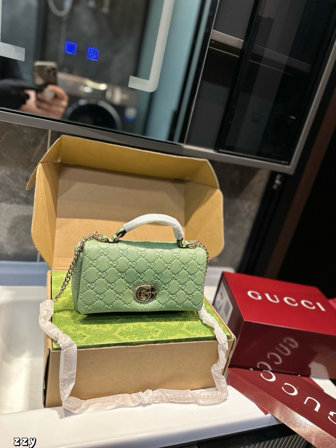Gucci Coolidge Chain Bag