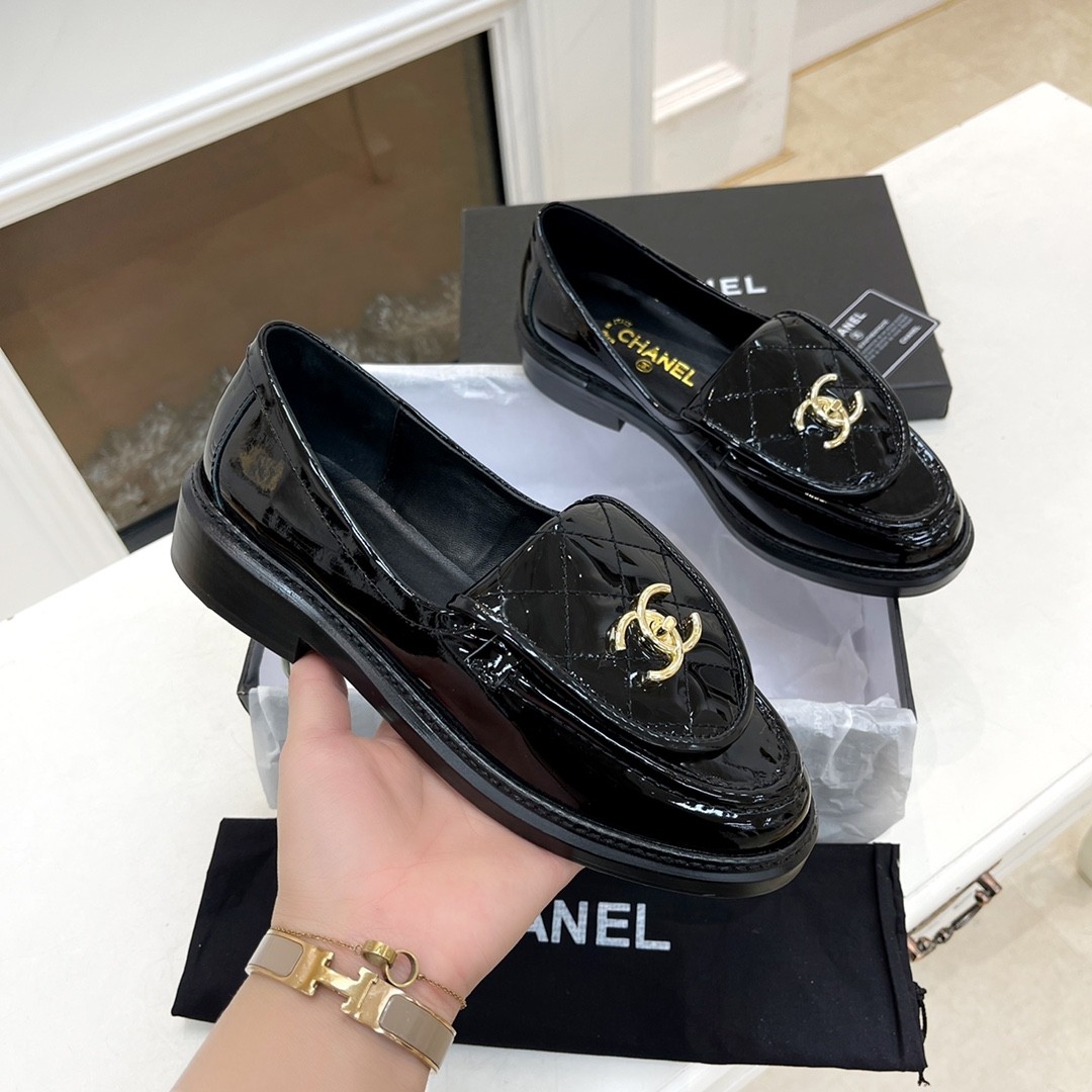 Chanel Retro Loafers Lacquer